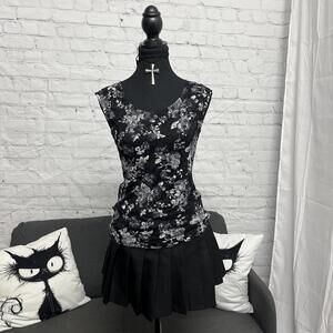Vintage Y2K Guilty floral print lace sleeveless top Size S whimsy goth coquette